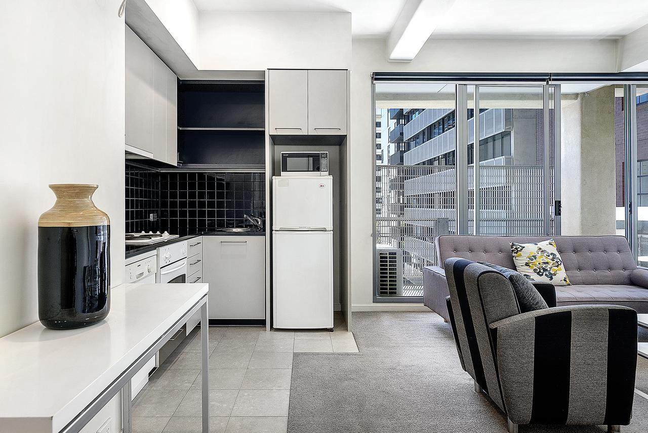 Aparthotel Ultiqa Little Collins Melburne Exterior foto