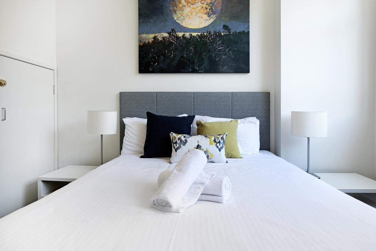Aparthotel Ultiqa Little Collins Melburne Exterior foto