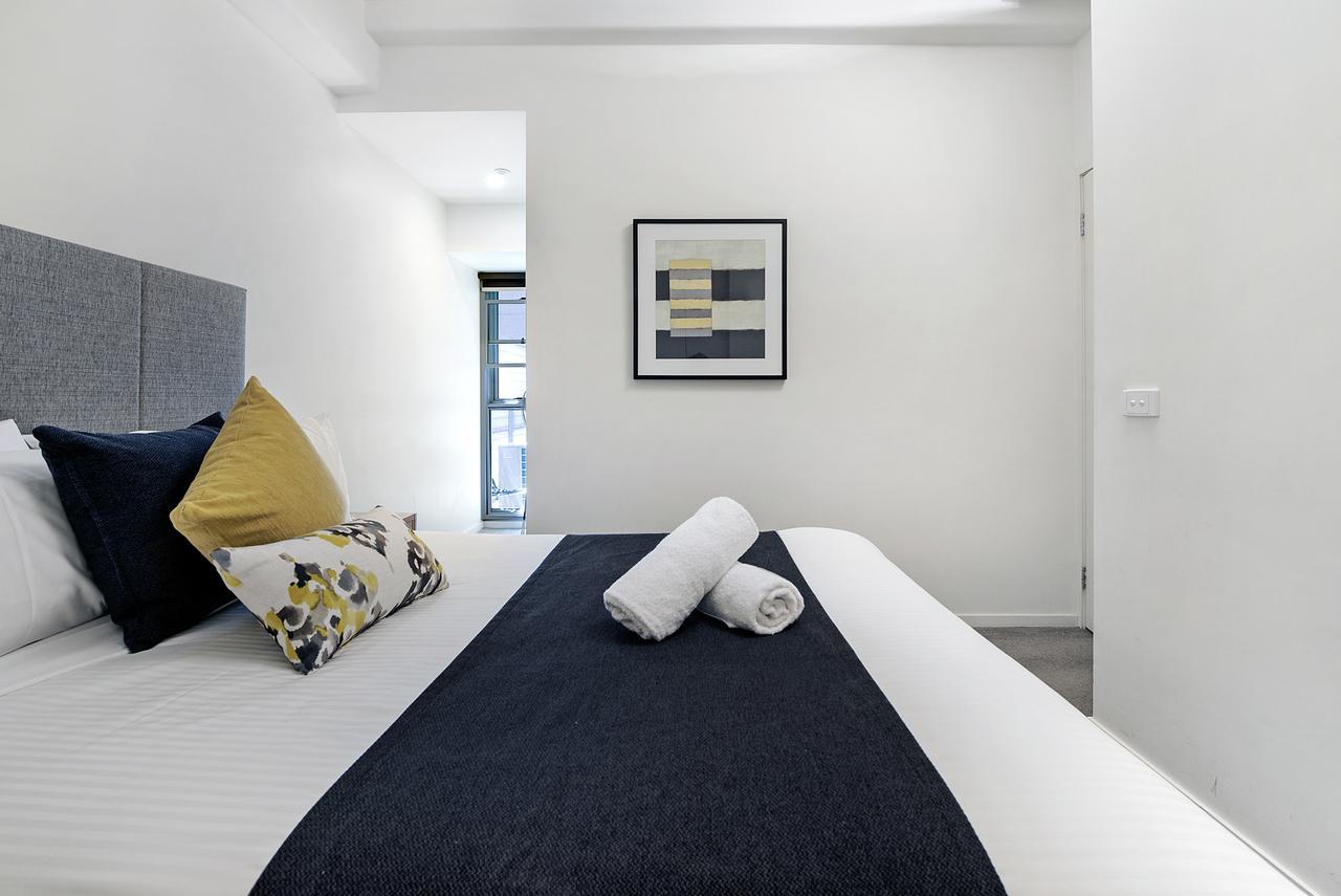 Aparthotel Ultiqa Little Collins Melburne Exterior foto