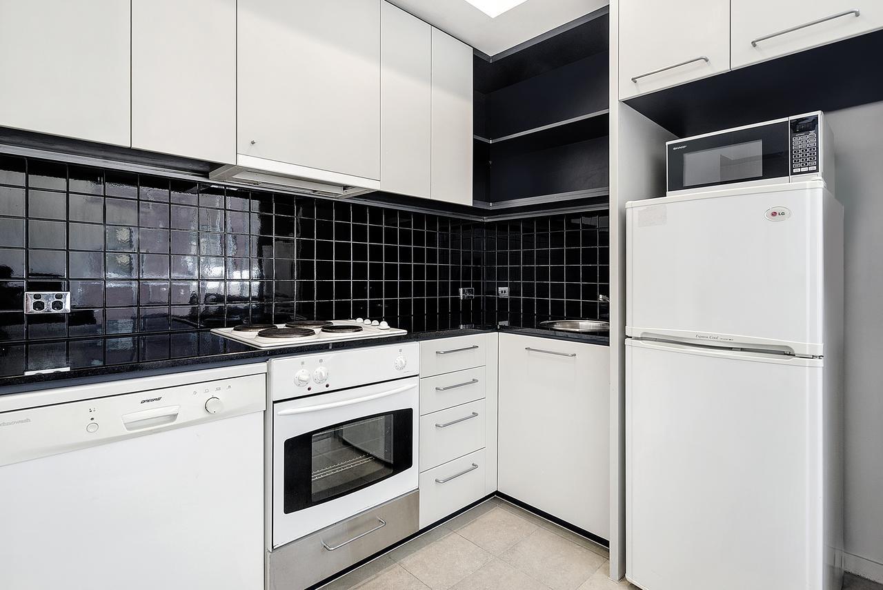 Aparthotel Ultiqa Little Collins Melburne Exterior foto