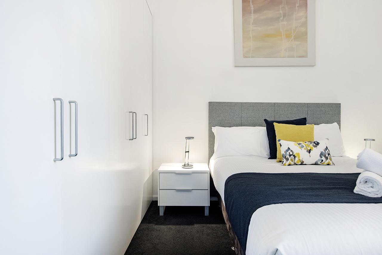 Aparthotel Ultiqa Little Collins Melburne Exterior foto