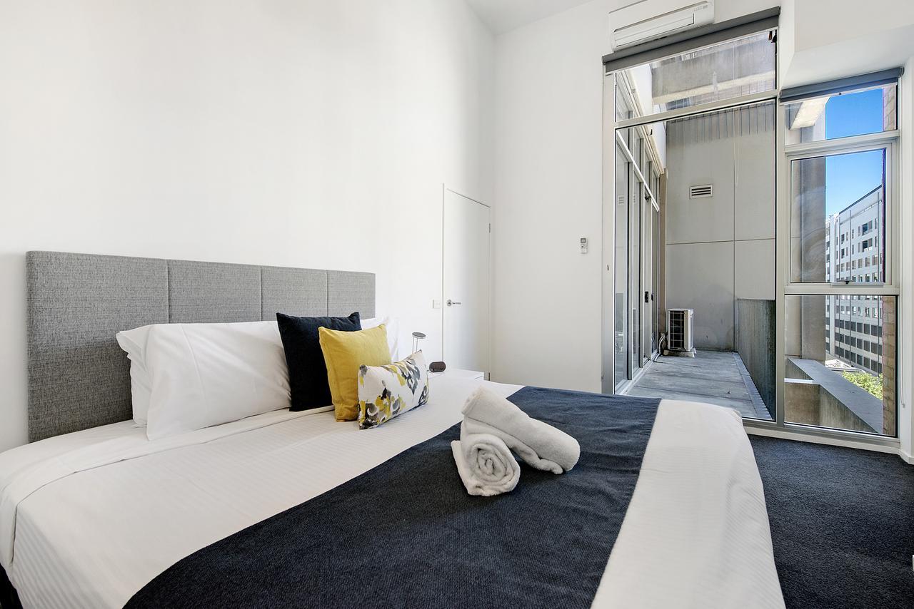 Aparthotel Ultiqa Little Collins Melburne Exterior foto