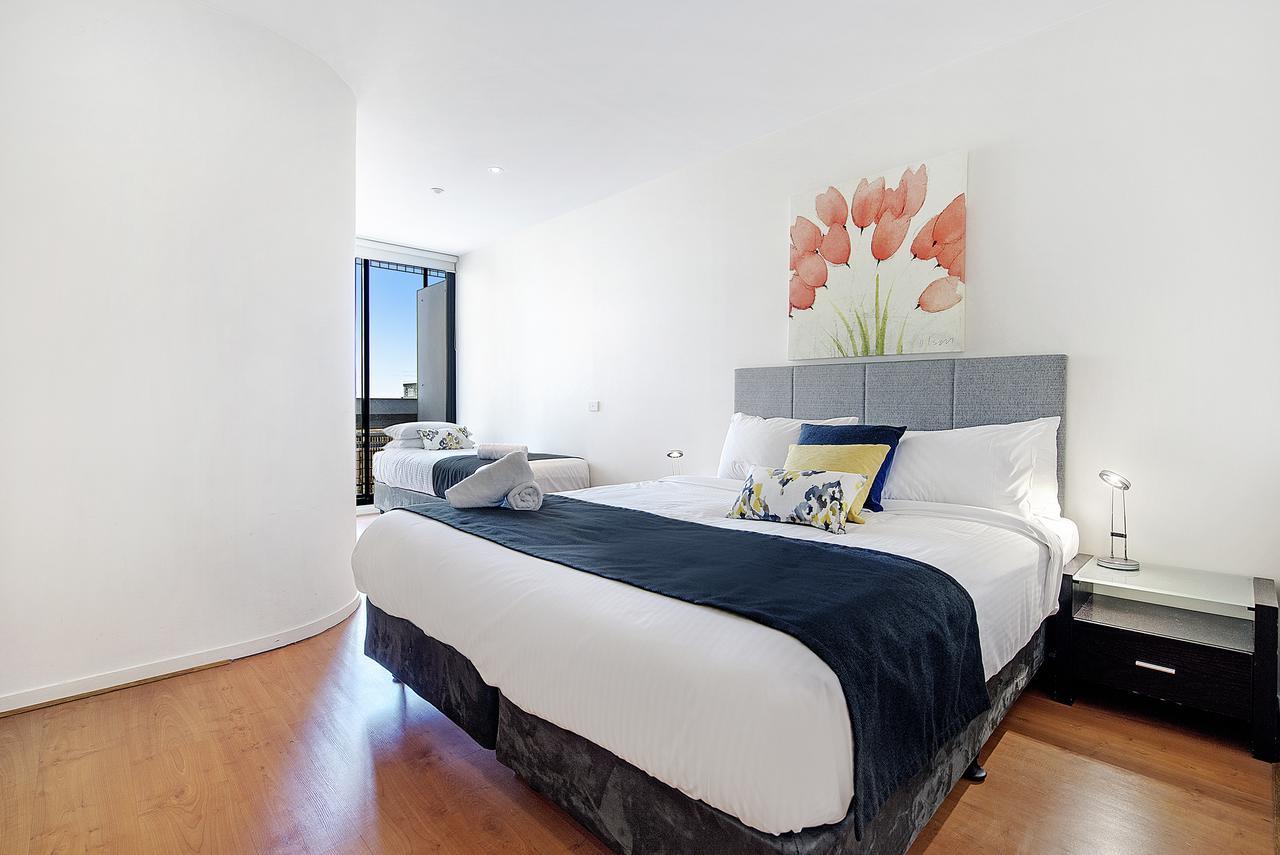 Aparthotel Ultiqa Little Collins Melburne Exterior foto