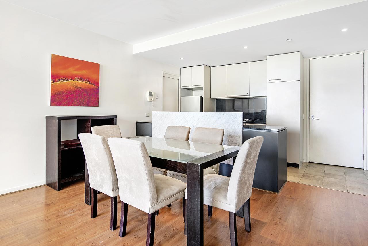 Aparthotel Ultiqa Little Collins Melburne Exterior foto