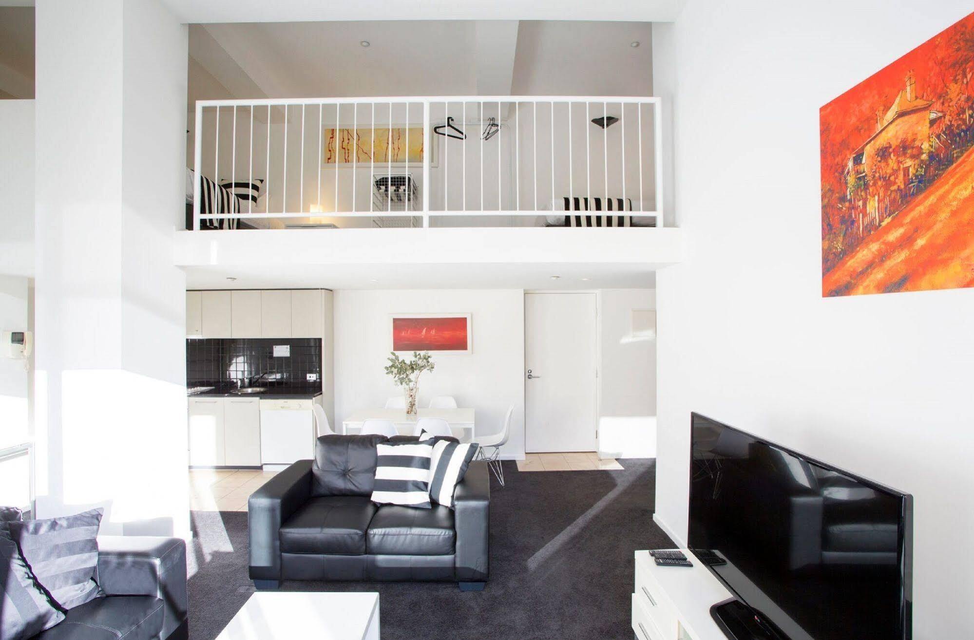 Aparthotel Ultiqa Little Collins Melburne Exterior foto